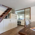 펜션 Sailor House Near *