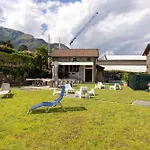 Sailor House Near * 피아넬로 델 라리오