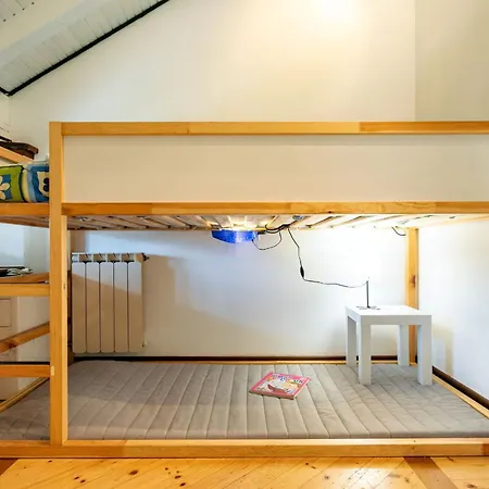 Sailor House Near 펜션 피아넬로 델 라리오